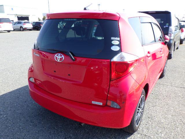 2011 Toyota Ractis G